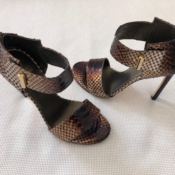 Stuart Weitzman Metallic Python Pumps - Picture 2 of 11